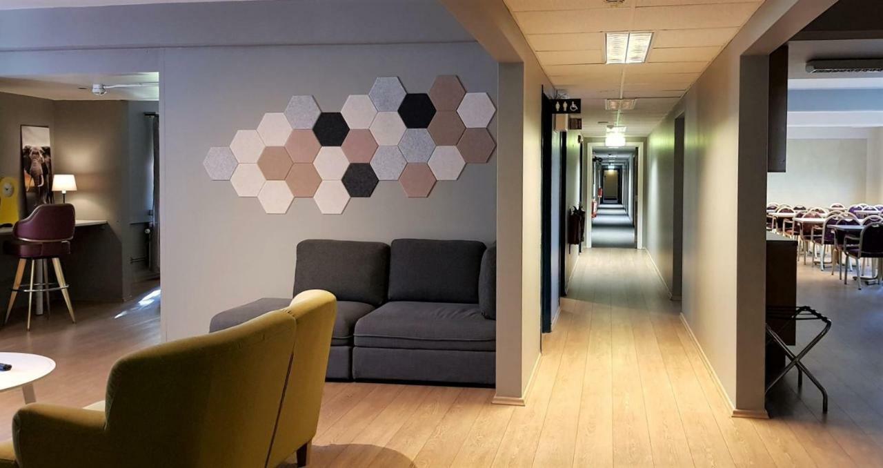 Asbru By Reykjavik Airport 3*