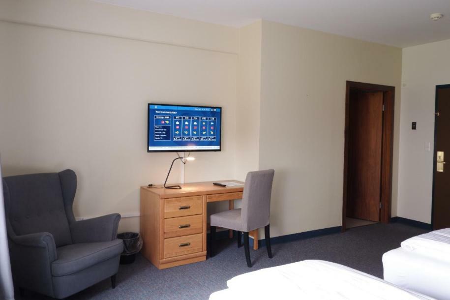 Asbru By Reykjavik Airport 3*